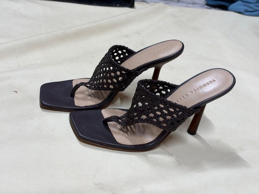 Veronica Beard Abita Sandals Size 9 Brown Heeled Thong Braided Leather Heel